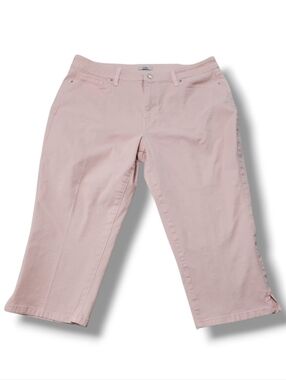 Croft & Barrow Jeans Size 16A W36" x L20" Women's Capris Capri Jeans Capri Pants